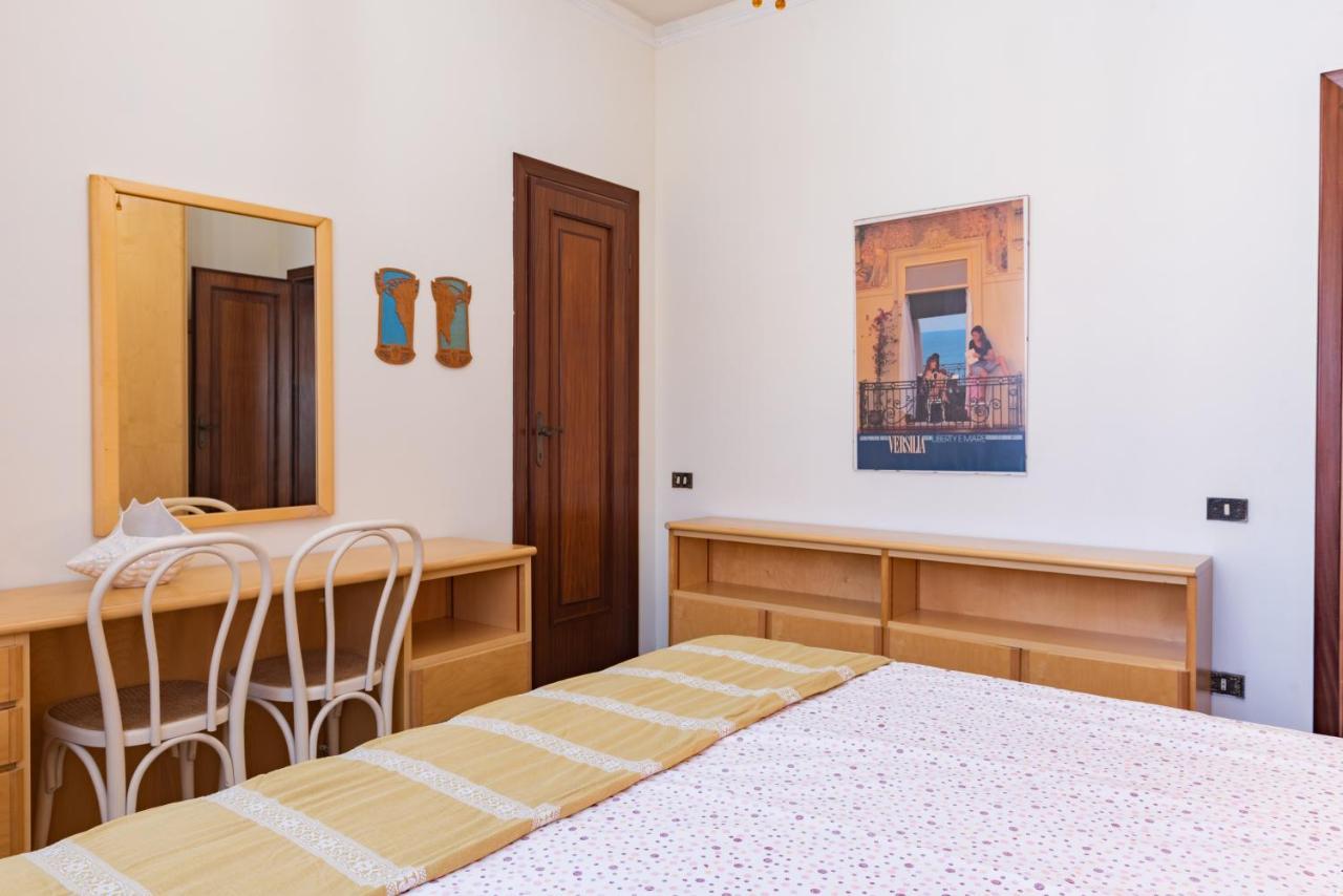 Apartment Holiday Versilia Camaiore Buitenkant foto