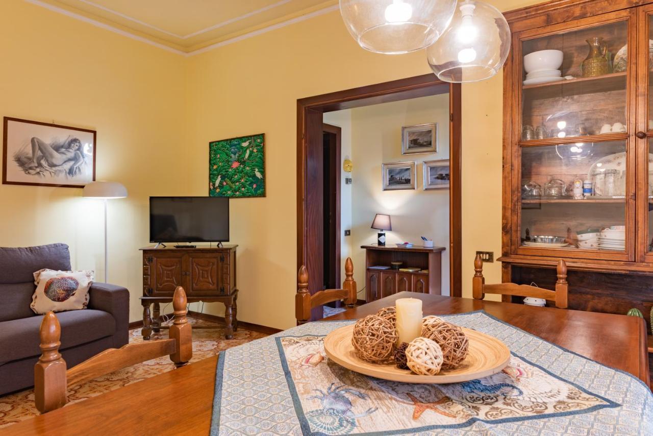 Apartment Holiday Versilia Camaiore Buitenkant foto